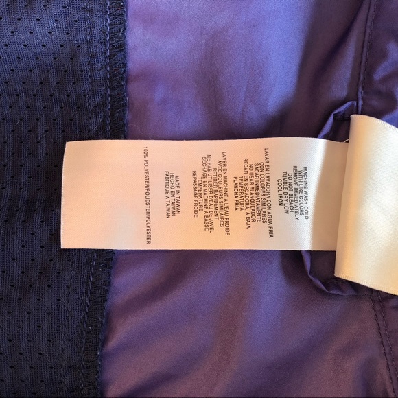 ViNtAgE Men’s Adidas Windbreaker EUC - Picture 4 of 6